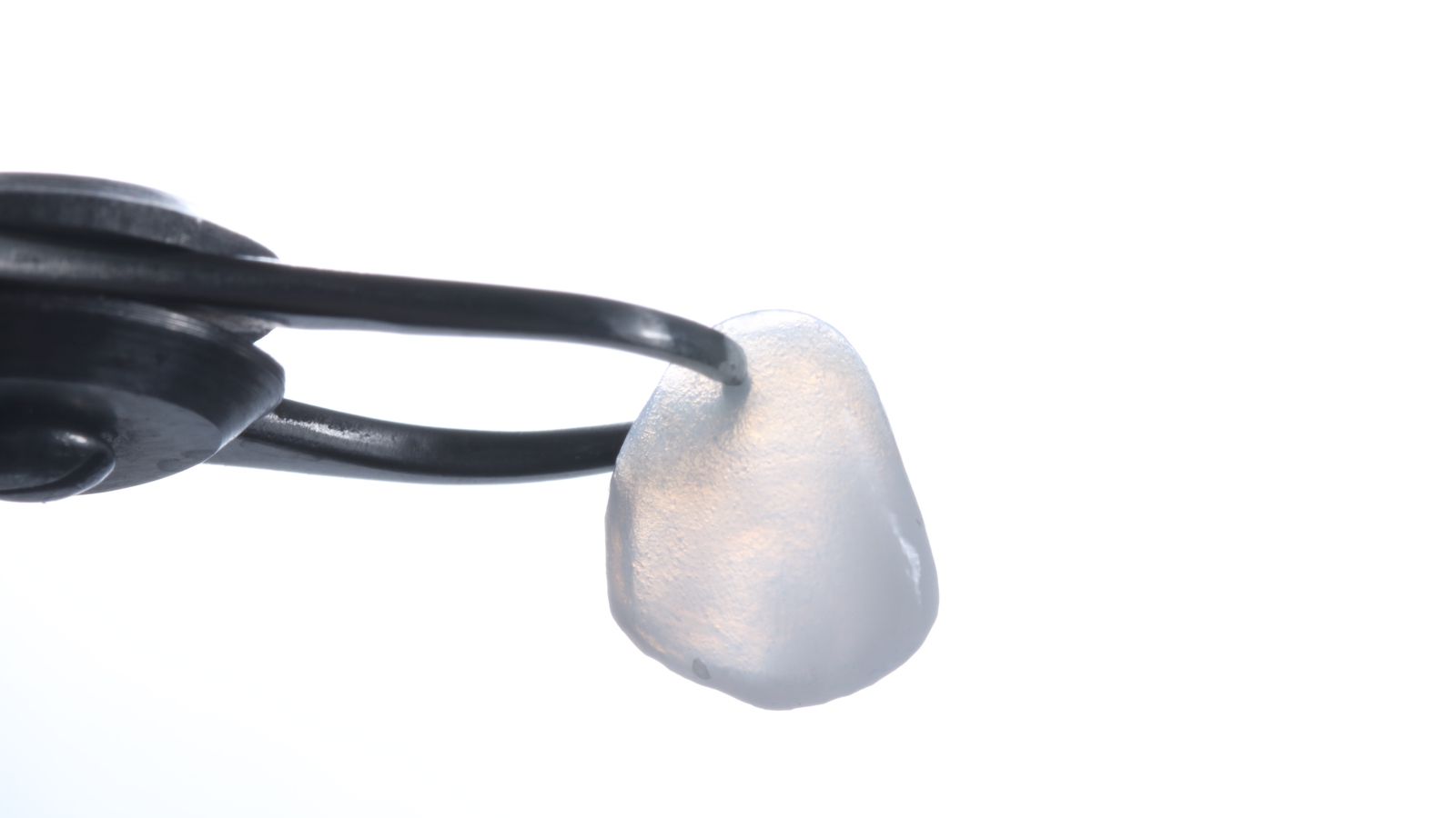 Materiais cerâmicos premium — laboratório ateliê